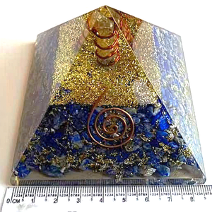 Pirámide de Orgón Ecológica Hecha a Mano con Cristal de Lapislázuli, para Meditación, Protección EMF, Navidad, Gujarat - Product Image 1