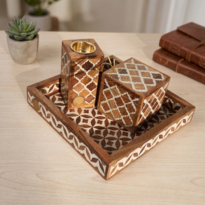 Ensemble d'encensoirs en bois exquis avec un design en treillis blanc orné, boîte de rangement pour Bakhoor et plateau de présentation pour l'aromathérapie - Product Image 1
