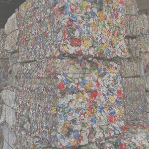 Bales de canettes de boissons pressées et nettoyées contenant des déchets d'aluminium UBC, prêtes pour l'expédition en vrac avec emballage d'exportation sécurisé en vrac - Product Image 4