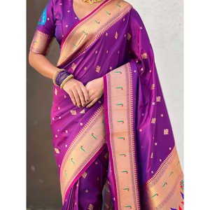 Sari indien et pakistanais tissé en Zari Paithani, motif paon violet, Elite Weaves, 650g - Product Image 3