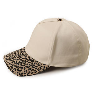 Gorras Trucker Personalizadas al por Mayor con Estampado de Leopardo, Gorras de Béisbol Snapback de 5 Paneles con Visera de Dos Tonos y Patrón de Leopardo - Product Image 4