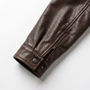 Chaqueta de cuero genuino marrón vintage para hombre, premium y suave, con cuello alto y cierre de cremallera, estilo motero, hecha en Pakistán. - Product Image 6