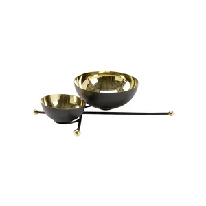 Bol décoratif en métal de luxe avec un design sculptural contemporain pour les intérieurs haut de gamme, bol en métal pour table de restaurant, décoration élégante - Product Image 1