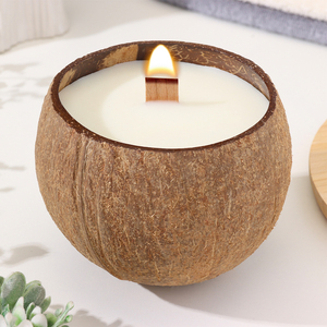 Velas naturales en recipientes de coco al precio más bajo, recuerdos para baby shower en venta. - Product Image 3