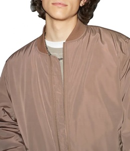 Chaqueta de bombardero de color sólido de satén de tela tejida transpirable personalizada de talla grande chaqueta de vuelo de nailon con cremallera Hip Hop con forro de satén - Product Image 4