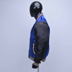 Chaquetas Varsity Azules de Satén para Hombre, Más Vendidas, con Logotipo Bordado y Mangas Negras, Estilo Preppy, Cuello Camisero - Product Image 3
