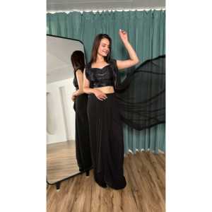 Conjunto de ropa de fiesta de diseñador para mujer con hermoso encogimiento de hombros - Product Image 2