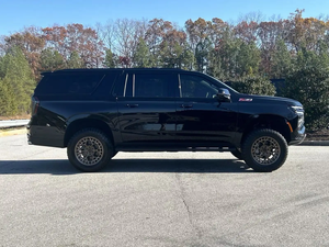 <span class=keywords><strong>PRIX</strong></span> RÉDUIT POUR CHEVROLET SUBURBAN <span class=keywords><strong>SUV</strong></span> D'OCCASION 2024-2025 À VENDRE AVEC GARANTIE, FAIBLE KILOMÉTRAGE, EN BON ÉTAT DE FONCTIONNEMENT - Product Image 2