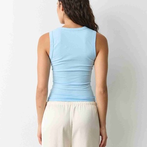 Camiseta sin mangas transpirable con cuello redondo para mujer, ideal para fitness, 100% algodón tejido, estilo deportivo, color liso. - Product Image 2