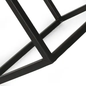 Soporte de Metal Hecho a Mano para Botellas, Exhibidor de Vino Premium para Mostrador de Restaurante, Escultura Metálica Abstracta Creativa de Lujo - Product Image 5