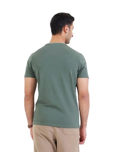 T-shirts personnalisés pour hommes de qualité supérieure et classiques T-shirts de streetwear unis à manches courtes en gros pour les meilleurs t-shirts pour hommes pour les commandes en gros - Product Image 5