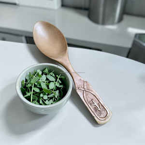 Cuchara de Servir de Madera de Acacia de Lujo Hecha a Mano con Mango de Resina, Utensilio de Cocina Ecológico para Fiestas a Buen Precio - Product Image 6