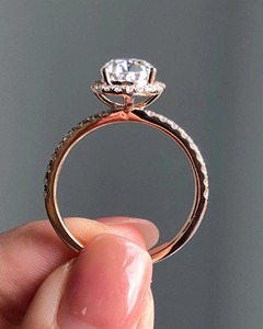 Anillo de Diamante Cultivado en Laboratorio con Corte Pera Vintage de 2.90 CT, Engaste Halo, Media Eternidad, Anillo de Compromiso o Aniversario, Regalo para Mujer - Product Image 5