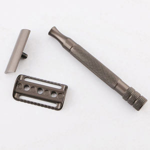 Navaja de Afeitar de Doble Filo de Acero Inoxidable de Alta Calidad para Hombre, con Logotipo Personalizado, Nadeem Surgical Corporation - Product Image 3
