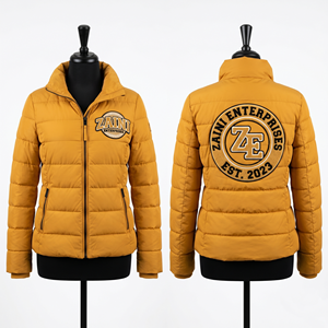Veste matelassée en polyester 300 GSM pour femme, couleur moutarde, design à panneaux matelassés, logo brodé en chenille personnalisé, vêtements d'hiver - Product Image 1
