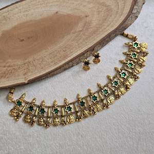 Star Palakka Minimal Green Choker Fashion Jewelry Set Alloy with Gold Plating Oxidized Polish Casual - Product Image 1