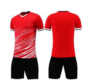 Uniforme de Fútbol Sublimado Personalizado, Manga Corta, Transpirable, de Secado Rápido, 100% Poliéster - Product Image 1