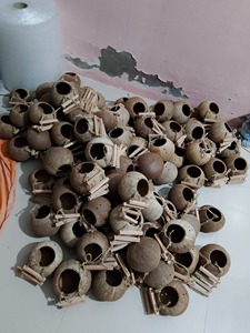 Nid d'oiseaux naturel en coquille de noix de coco / Abri pour oiseaux fabriqué en coquilles de noix de coco, fabriqué au Vietnam - Product Image 4