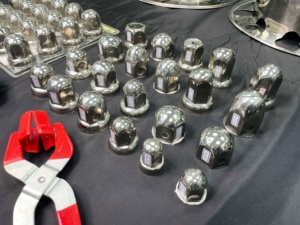 Couvercle d'écrou de roue de 33mm roue en acier inoxydable pour roues de camion camion et Bus américains - Product Image 3