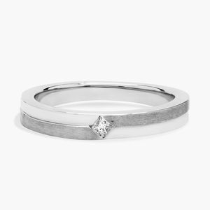 Bague solitaire pour homme en or blanc avec diamant taille princesse - Product Image 1