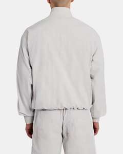 Ensemble deux pièces imperméable pour homme : veste à capuche zippée et short coupe-vent - Product Image 2