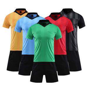 เสื้อกรรมการฟุตบอลชายแบบกำหนดเอง ลายทางสีส้ม แขนสั้น โพลีเอสเตอร์ 100% ระบายอากาศได้ดี ชุดฟุตบอลสำหรับผู้ใหญ่ - Product Image 6