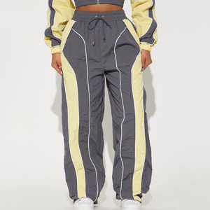 Stylish Women's Gray Loose Fit Sporty Pants Full Length Waterproof With Side Pocket Women Athletic Tracksuit Crop Top Jacket <b>Set</b> - Product Image 3