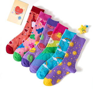 Chaussettes décontractées confortables pour le quotidien, tissu léger, coupe décontractée, adaptées au travail et aux activités quotidiennes - Product Image 1