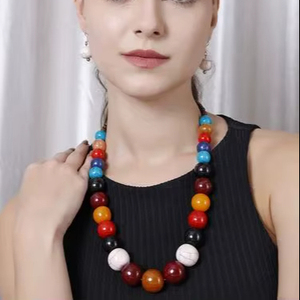 Collier Multicolore Fait Main en Résine Perlée, Style Féerique, Musical et Religieux, Design Américain Bomenain, Accessoires pour Femmes - Product Image 1