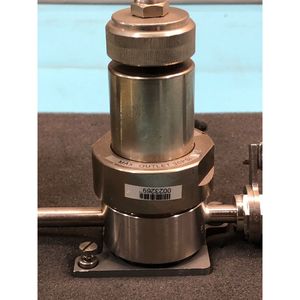 Régulateur de pression APTECH AP5002SZ4MTSCMK - Équipement et pièces semi-conductrices de renommée mondiale à confiance - Product Image 4