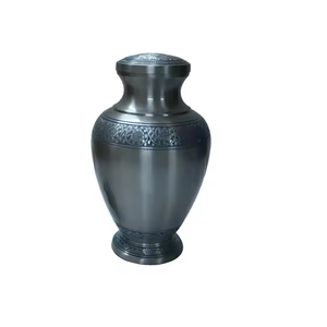 Urne funéraire classique en aluminium et fer avec finition brillante, urne décorative en métal pour cendres, directement du fournisseur indien - Product Image 3