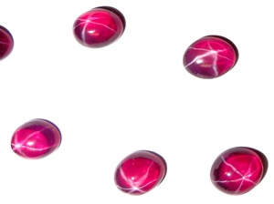Rubis étoilé transparent ovale 7x9 mm 3,5 carats, cabochon poli créé en laboratoire avec effet étoile à 6 branches pour la fabrication de bijoux - Product Image 3
