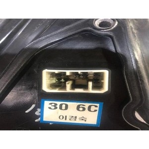 กระจกมองข้างมือสอง Sorento รุ่นขวา 876053E1206C - Product Image 3