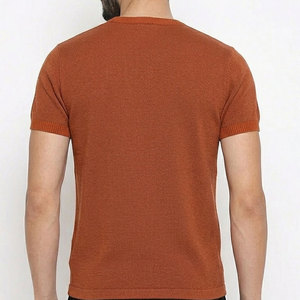 T-shirt pour homme élégant de couleur personnalisée, matière légère, coupe décontractée, vêtement facile à porter au quotidien - Product Image 6