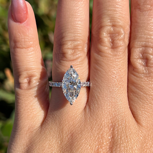 Bague de fiançailles pour femme en diamant marquise, sertie à griffes, 4,10 carats, diamant de laboratoire, alliance éternité en vermeil 14 carats, cadeau pour fête ou anniversaire - Product Image 2