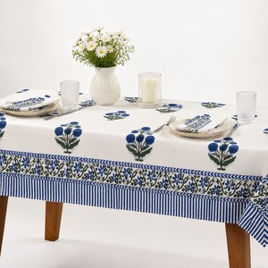 Mantel de Algodón Navideño para Mesa de Comedor, Acabado Liso de Alta Calidad, Perfecto para Realzar la Decoración de la Mesa - Product Image 4