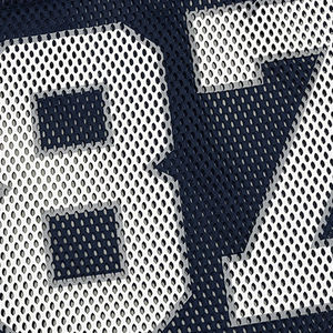 Maillot de football personnalisé pour homme – T-shirt coupe classique en maille respirante et écologique, imprimé sérigraphié - Product Image 2