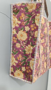 Sac fourre-tout en coton imprimé à la main en Inde, taille 18x18 pouces environ, sac de marché en coton matelassé, tissu de qualité supérieure - Product Image 5