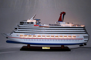 CARNIVAL VICTORY Avec lumières - Maquette de bateau de croisière Panama en bois, fabriquée à la main - Product Image 4
