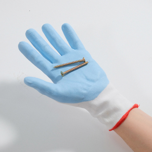 Gants en nitrile de haute qualité 10 mil, offrant une mobilité flexible, une adhérence solide, un port confortable, anti-chimiques et anti-humidité - Product Image 6