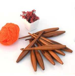 Ganchillo de Madera Simple de Calidad Premium con Mango Ergonómico, Diseño Recto Ecológico y Duradero para Trabajos con Hilo Fáciles - Product Image 2