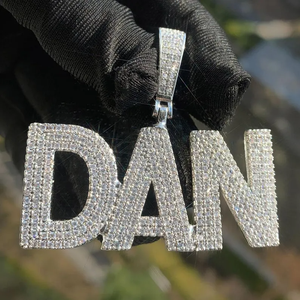 Collar con Colgante de Plata 925 de Alta Calidad con Moissanita en Forma de Letra, Estilo Hip Hop Unisex, Joyería Brillante para Fiestas y Raperos - Product Image 3