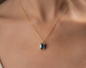 Collar con Colgante de Tanzanita Azul, Piedra de Tanzanita Azul Océano, Plata de Ley 925, Cadena Chapada en Oro de 14K, Joyería Rectangular Elegante - Product Image 3