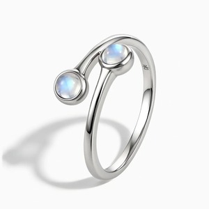 Bague élégante pour femme Rhaya Jewels en argent sterling 925 plaqué rhodium avec double cabochon en pierre de lune sertie clos - Product Image 2