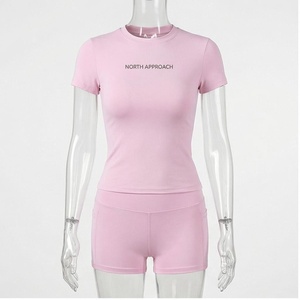 Conjunto de Yoga de 2 Piezas North Approach, Color Rosa, Cuello Redondo, Manga Corta, Cintura Media, Ropa Deportiva Transpirable, Logotipo Frontal, Sin Costuras - Product Image 1