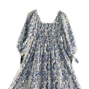 เดรสยาวลายดอกโบโฮสไตล์วินเทจลำลองสำหรับฤดูใบไม้ร่วง คอไขว้ เอวธรรมชาติ ผลิตจากโรงงานโดยตรง - Product Image 1