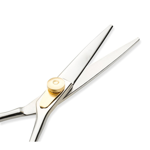 Ciseaux de barbier en acier légers avec logo personnalisé, disponibles dans toutes les tailles, prix de gros. - Product Image 4