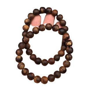 High Quality Superior Vietnam Oud Bracelet Made from Pure Agarwood Highest Quality Suitable for Gifting and Using Rosary <b>Beads</b> - Product Image 4