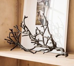 Pieza de arte abstracta con diseño de ramas – Adorno decorativo para un estilo interior minimalista - Product Image 2