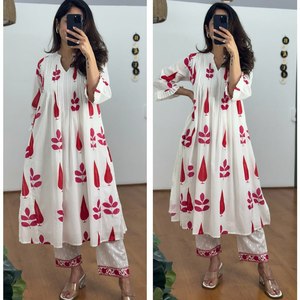 Colección de Vestidos Anarkali con Cuello Redondo, Inspirados en Celebridades, de Tela de Algodón Mul, con Estampado Floral Elegante, Tallas L a 3XL, para Mujeres o Niñas - Product Image 1